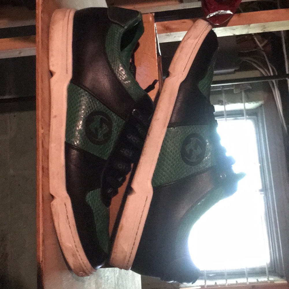 Gucci men sneakers size 13